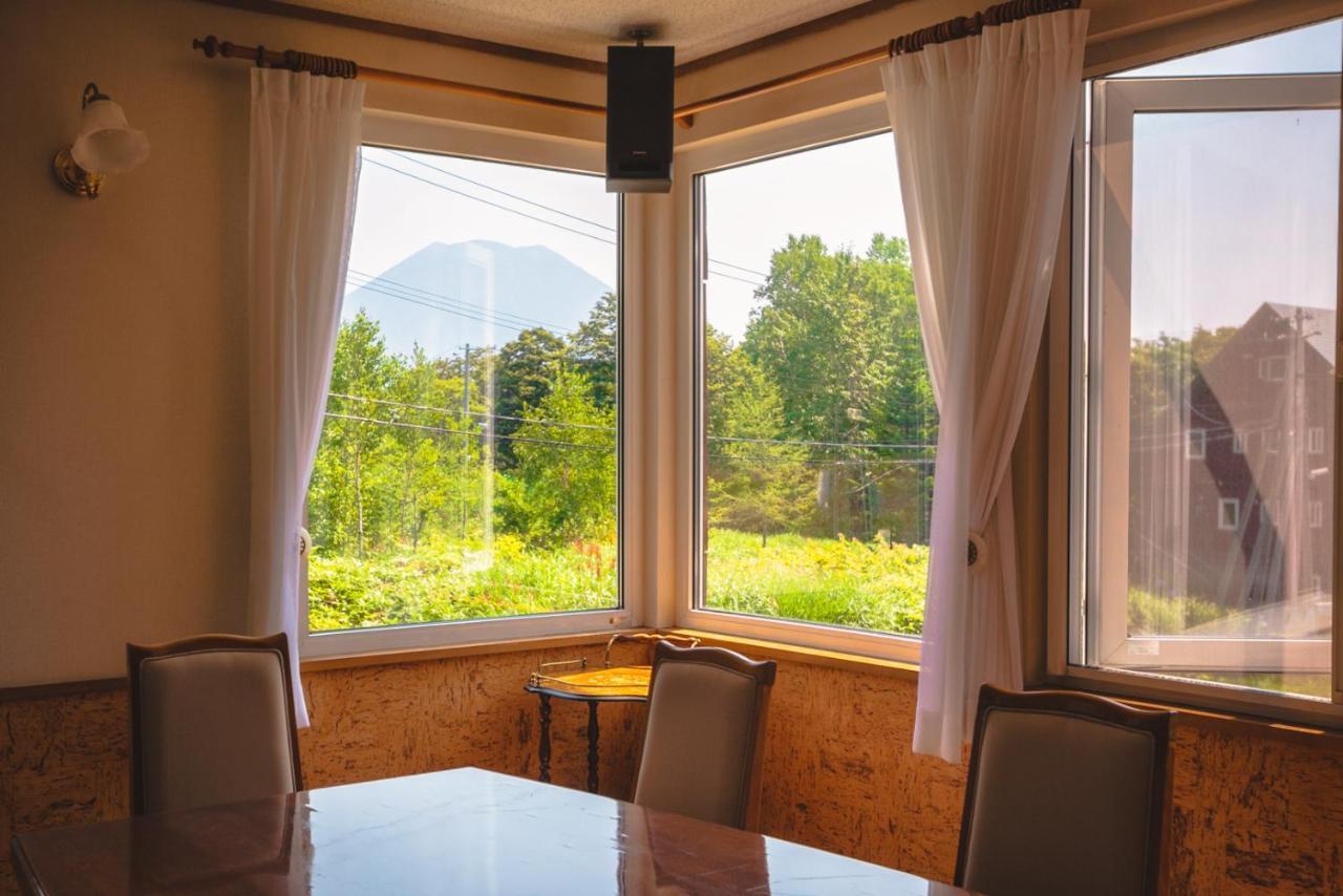 Niseko Ski Lodge - Higashiyama Экстерьер фото